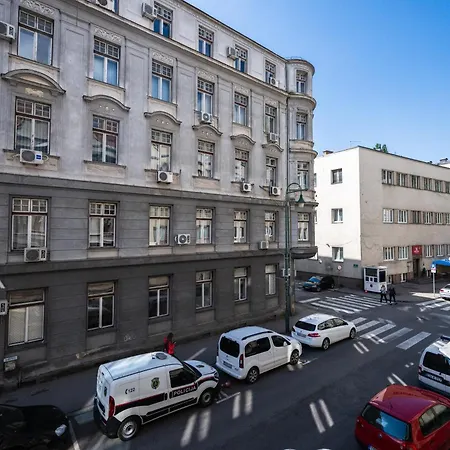 Design 2bdr - Main Street