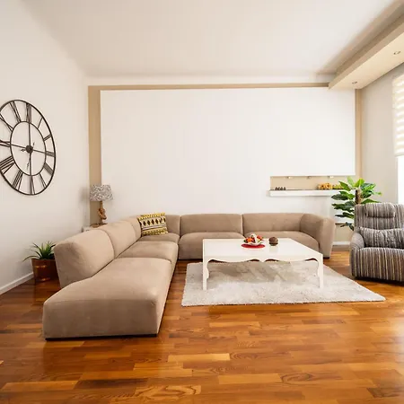 شقة Design 2bdr - Main Street *